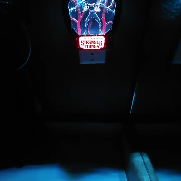 Bath and Body Works Stranger Things Limited Edition Demigorgon Wallflower - Picture 4 of 4